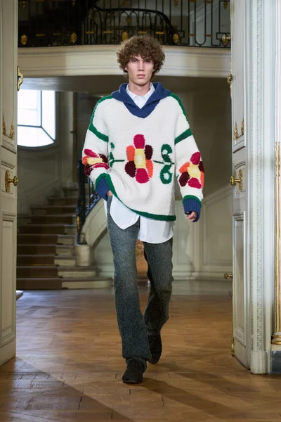 Look 51